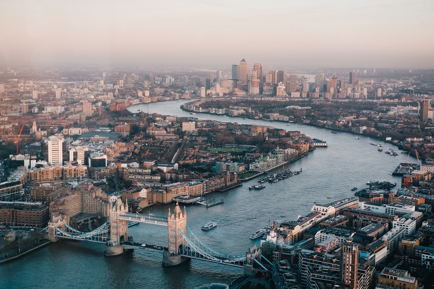 London destination context for Mumbai to London flights